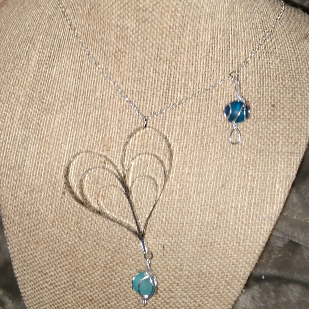 Necklace - Picture 2 of 6
